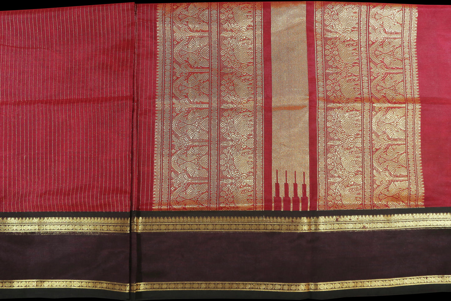 Brick red and wine red border