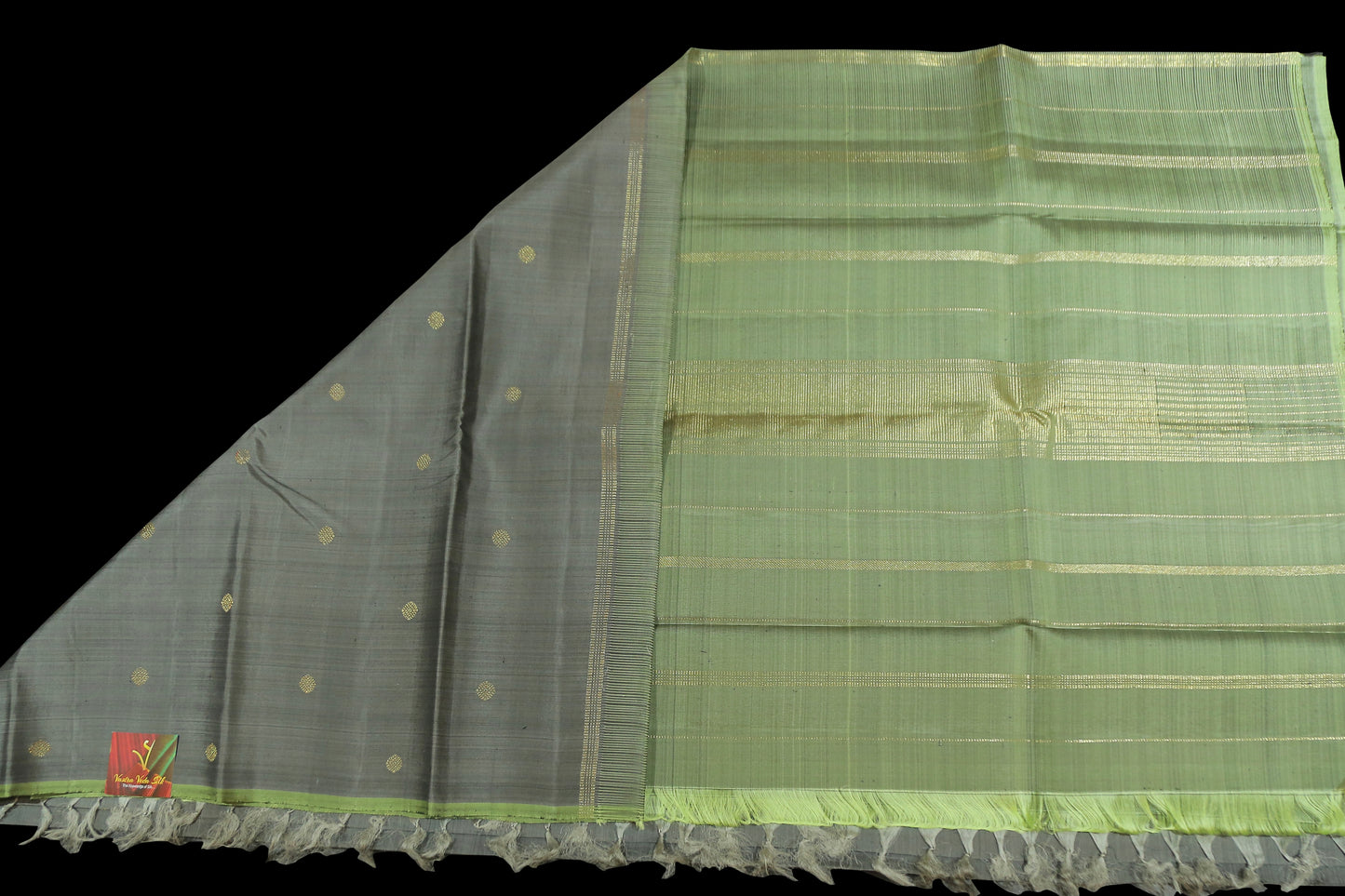 Grey with apple green Borderless saree