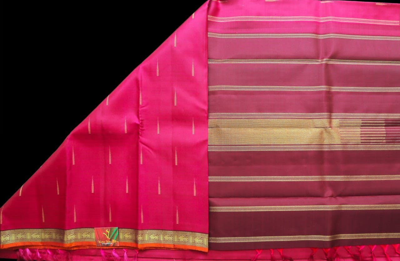 Meroon eith small border