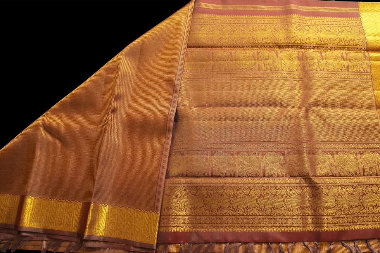 Vairavoosi Mauve shade saree