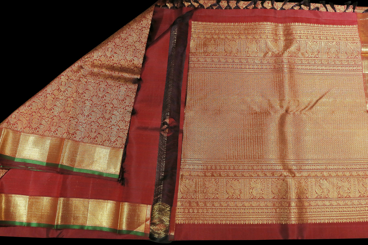 Arakku bridal saree
