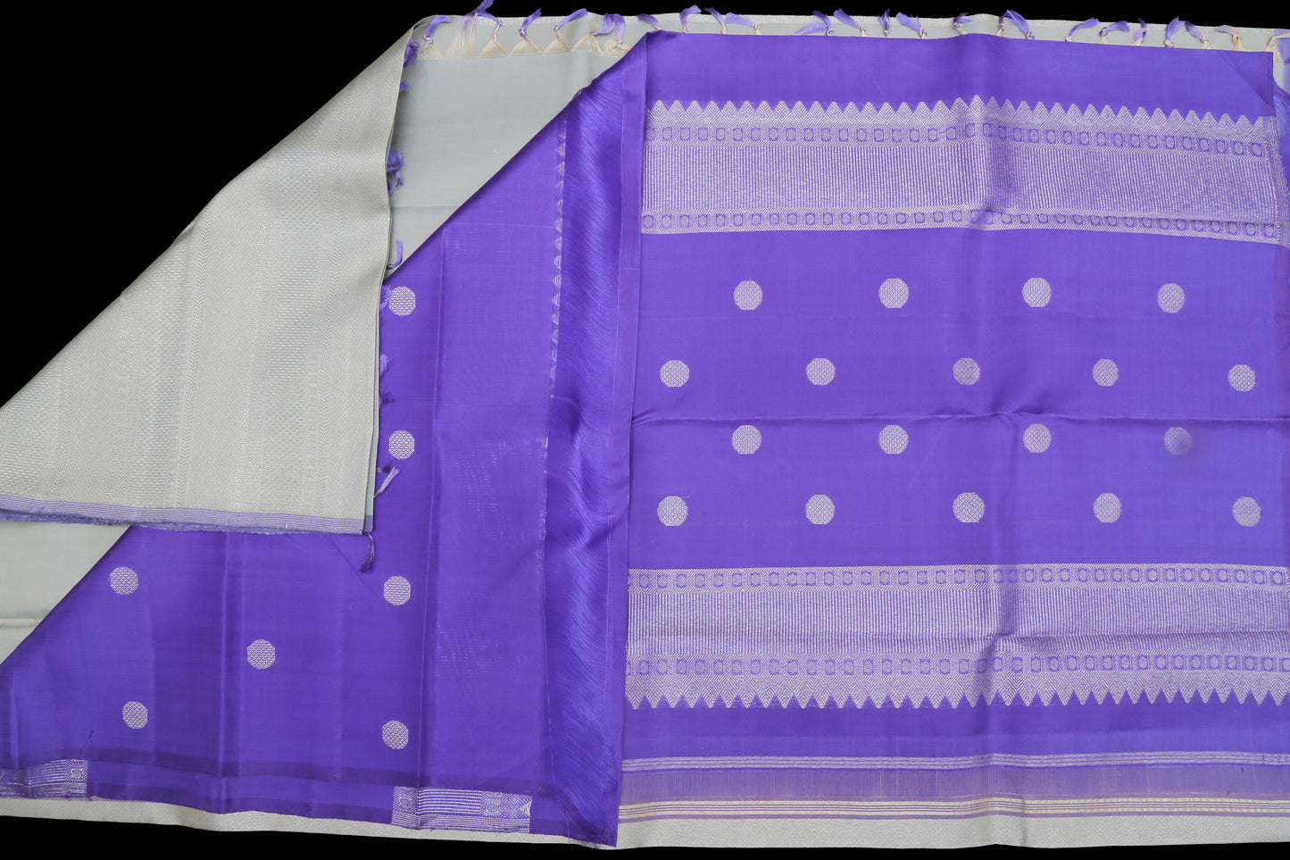 Silver tissue looks saree