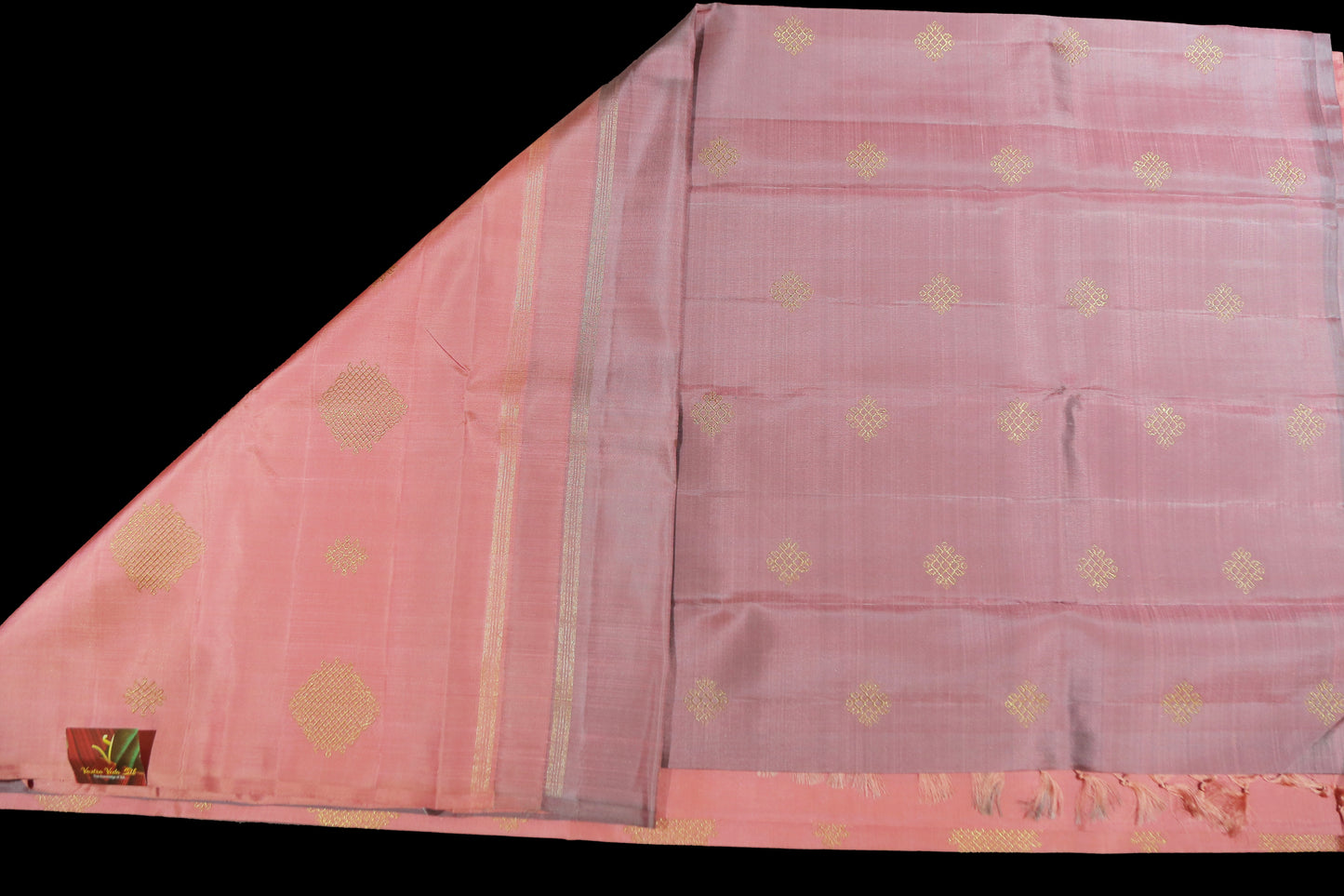 Onion pink kolam saree