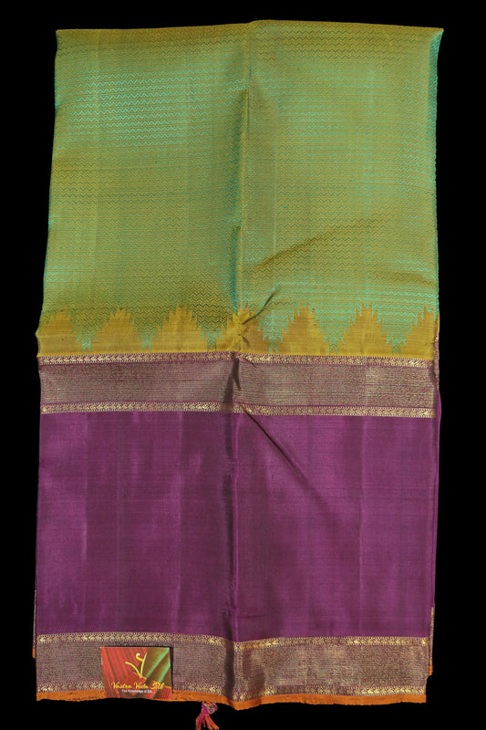 Double shade green with purple veldhari