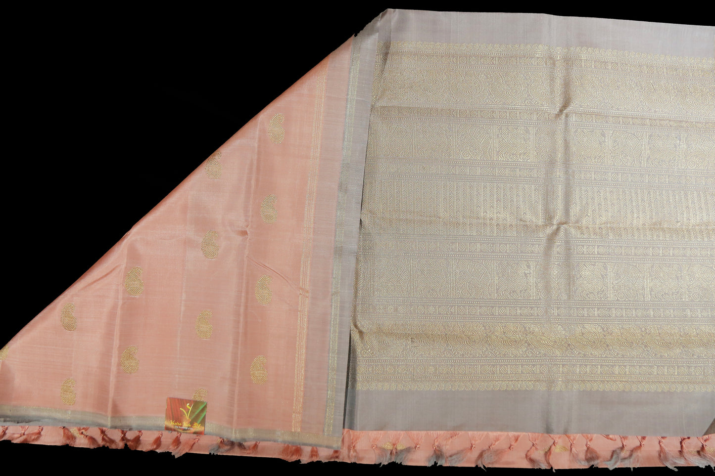 Onion pink double shade saree with paisley motif