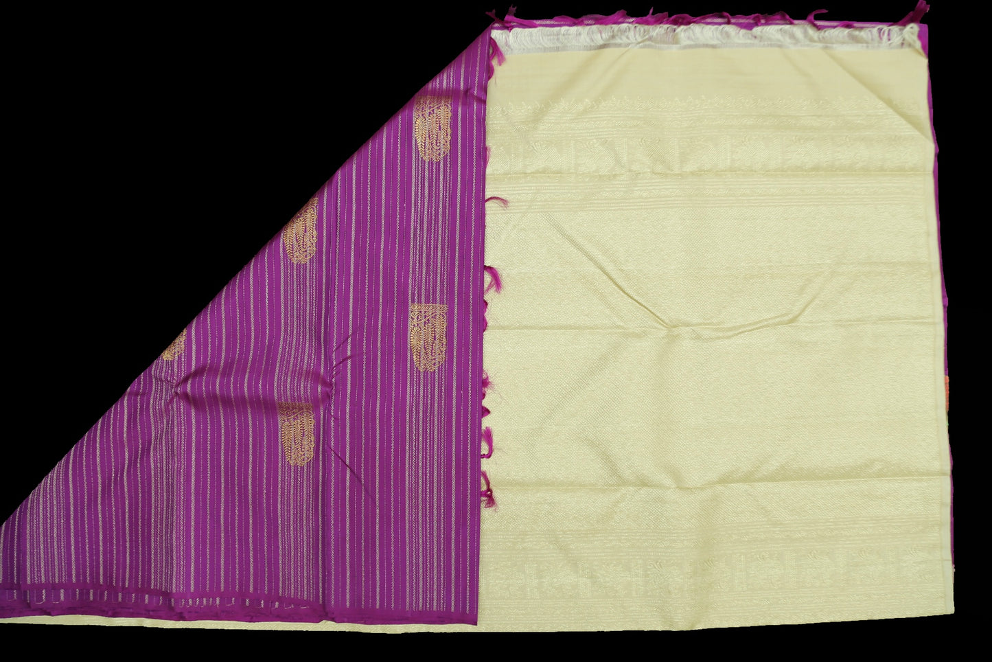 Vadamalli with half while color saree