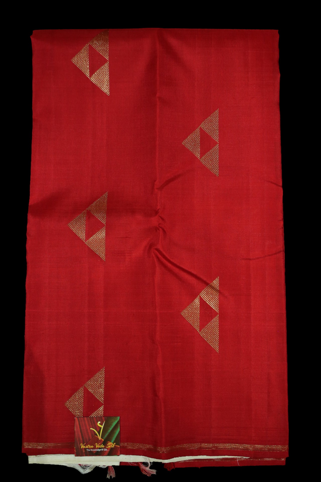 Red with half white saree