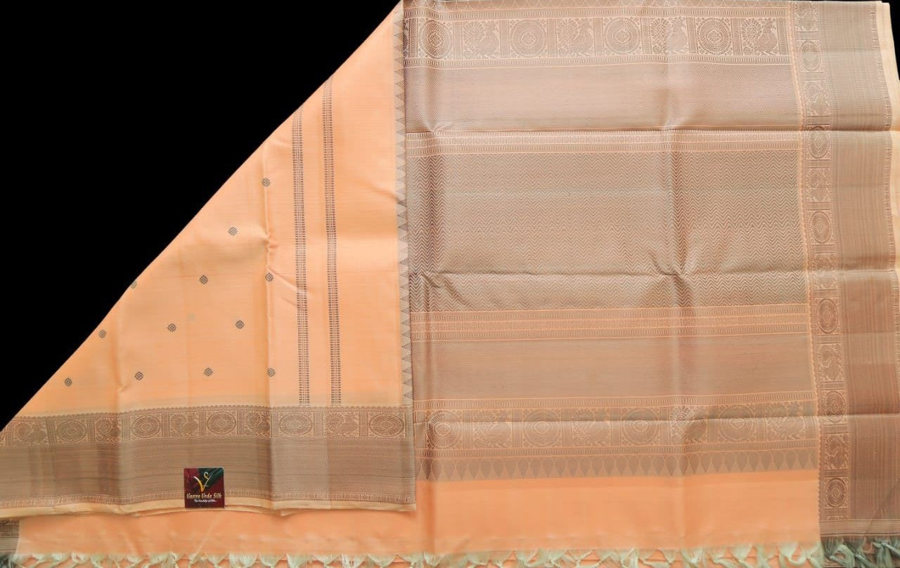 Peach shade saree