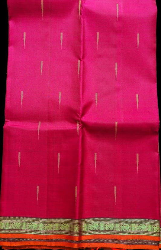 Meroon eith small border