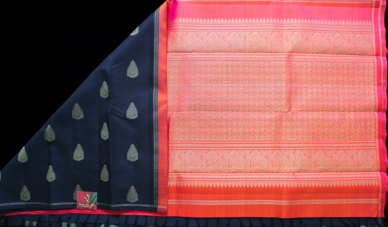 Black saree